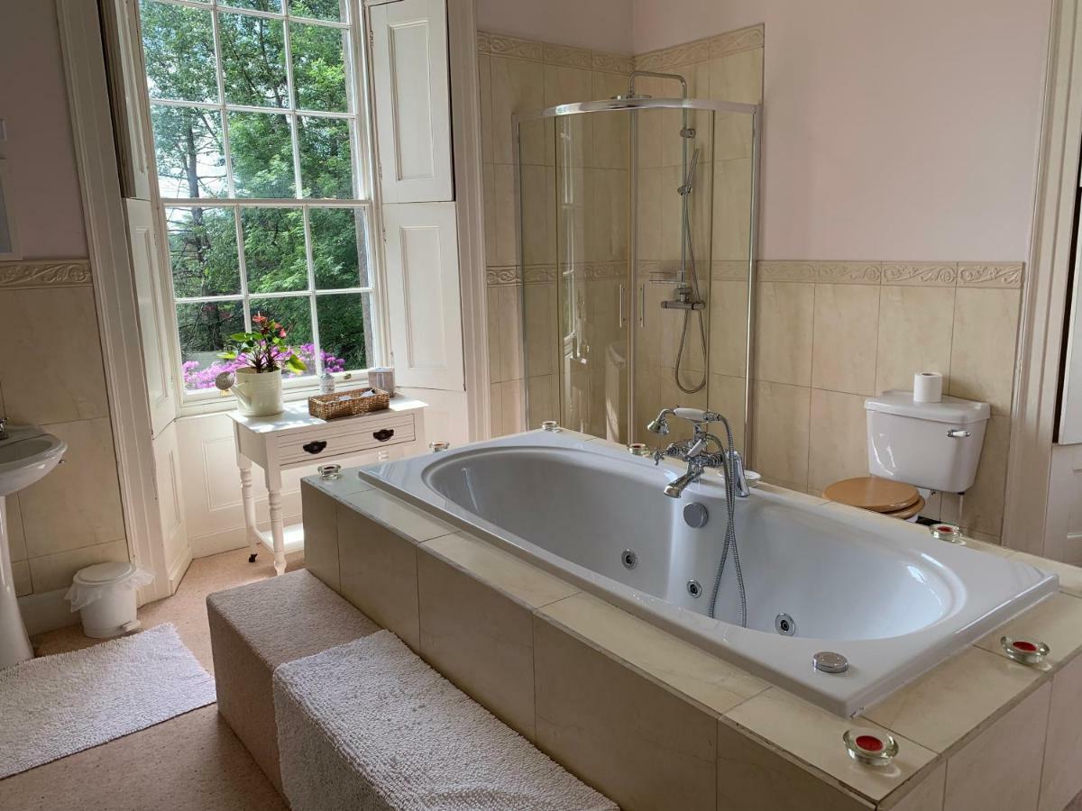 Penzion Boulston Manor Haverfordwest Exteriér fotografie